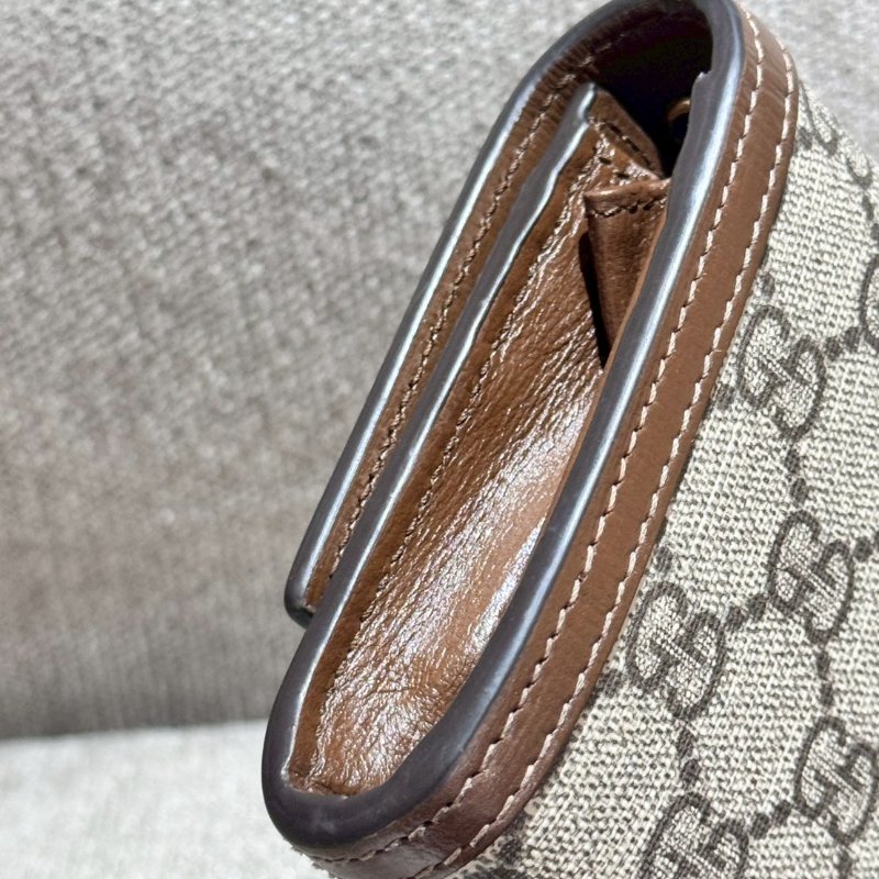 GUCCI Jackie 1961 系列的鍊帶錢包-9