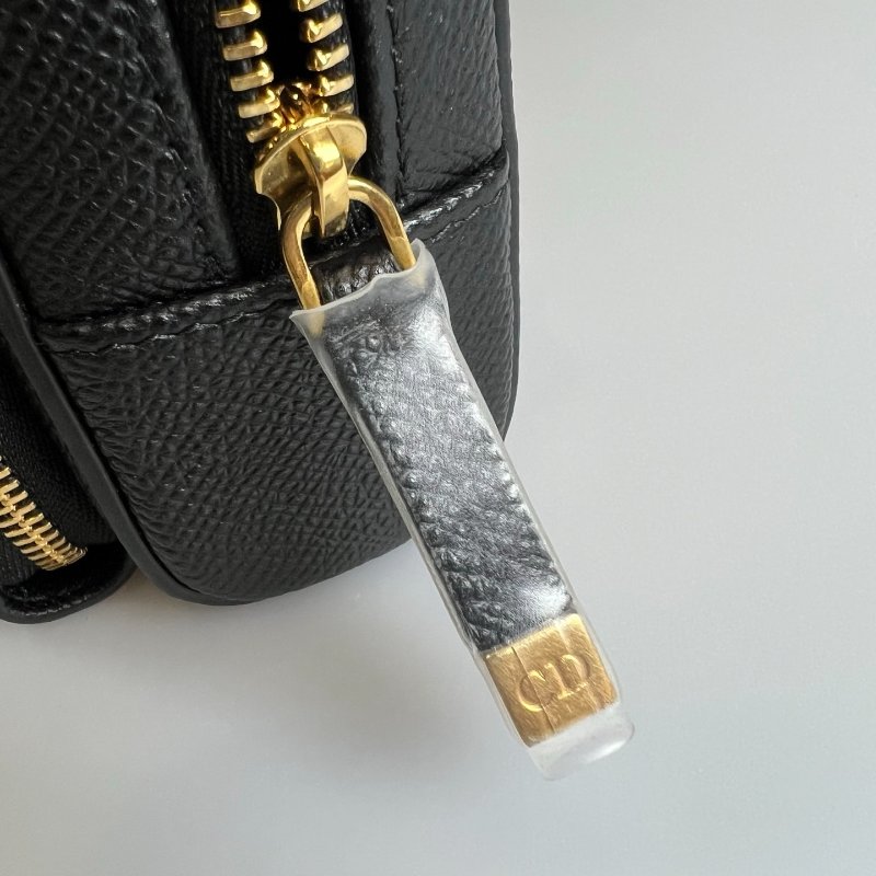 DIOR 黑金雙拉鍊相機包-8