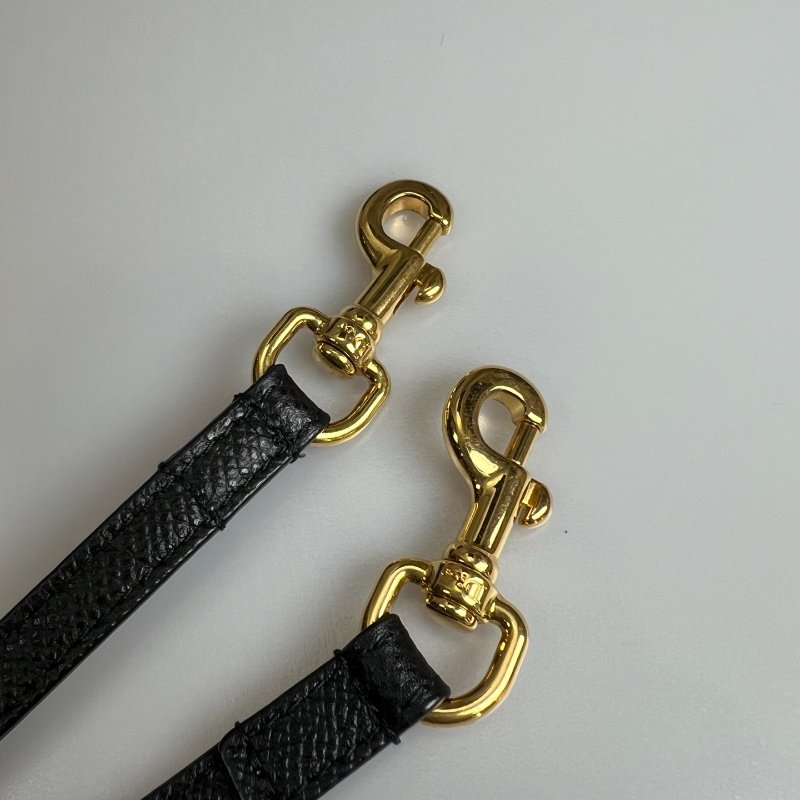 DIOR 黑金雙拉鍊相機包-9