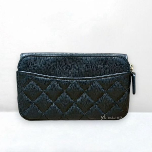 A12456-CHANEL 黑色荔枝皮金釦二合一手機鏈包AP2096-3
