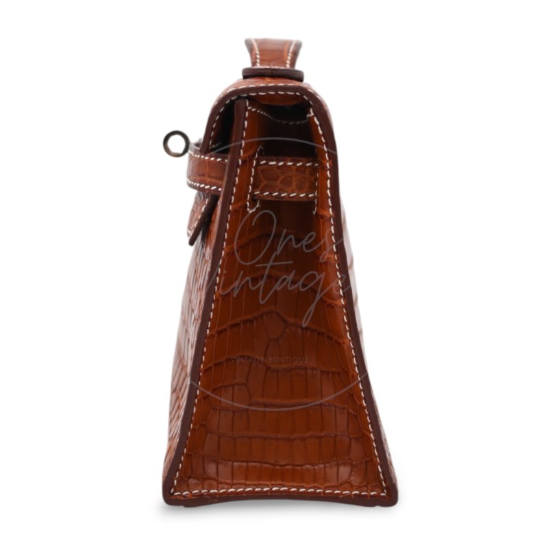 中古 Hermes 愛馬仕 Mini Kelly Pochette迷你凱莉手拿包 尼羅鱷鱷魚皮 霧面金色 鍍金五金PHW 方形的「J」刻印-5