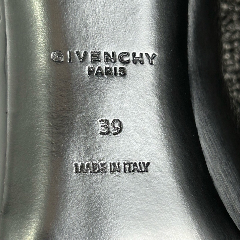 GIVENCHY紀梵希黑色方頭低跟鞋 尺碼:39-6
