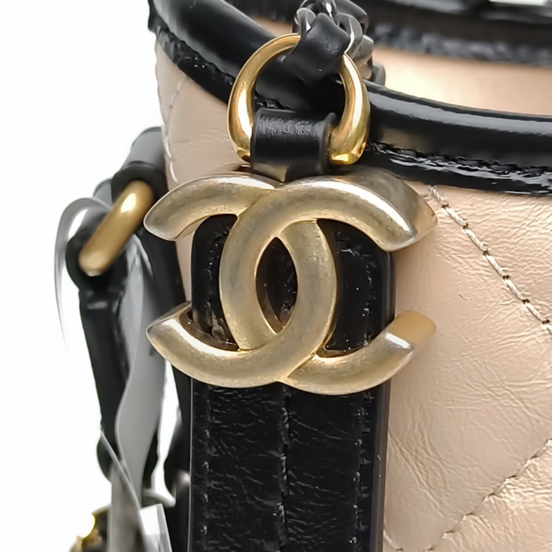 CHANEL GABRIELLE流浪小號拼色牛皮30開金銀扣-4