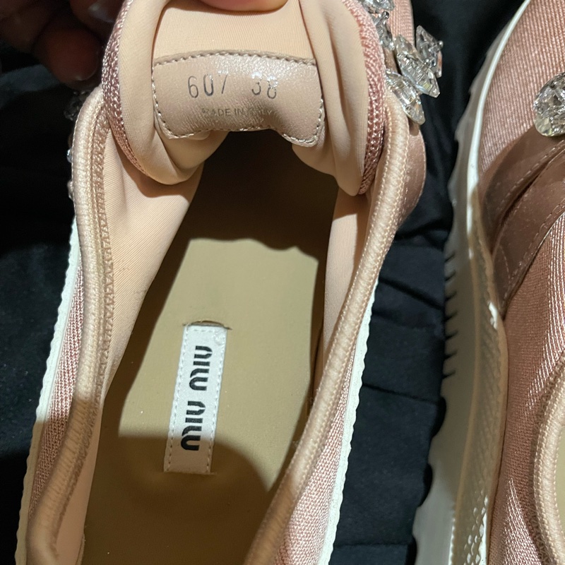 MiuMiu粉色水鑽厚底鞋 休閒鞋#38-23