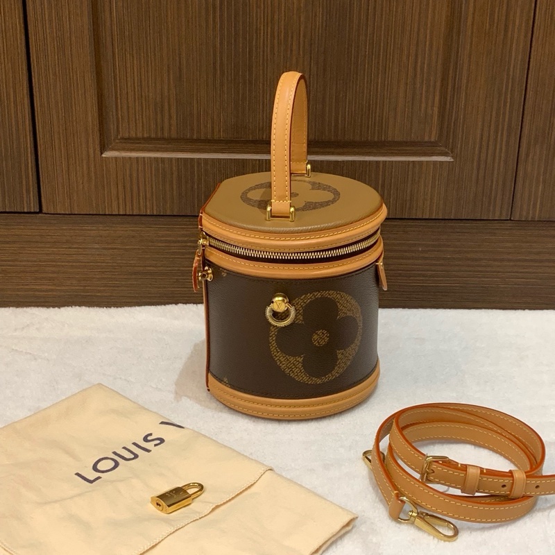 99新✨路易威登/LV cannes焦糖色大花logo發財桶手提包斜背包💛正品保障-1