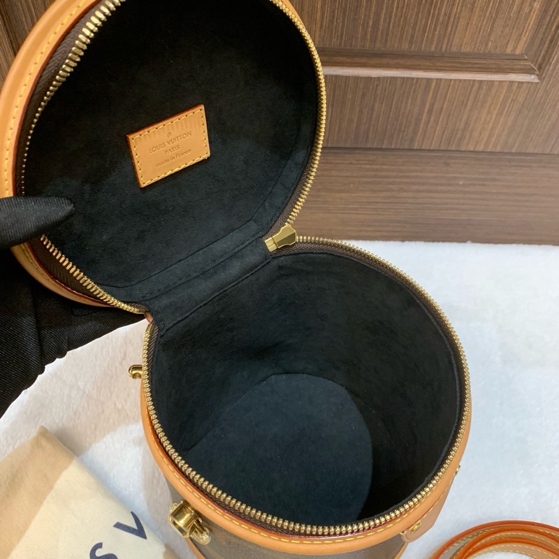 99新✨路易威登/LV cannes焦糖色大花logo發財桶手提包斜背包💛正品保障-6