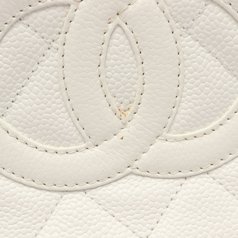 香奈兒 (CHANEL) 絎縫鏈條肩背包，粒面小牛皮，白色，二手，金色五金 CC-10
