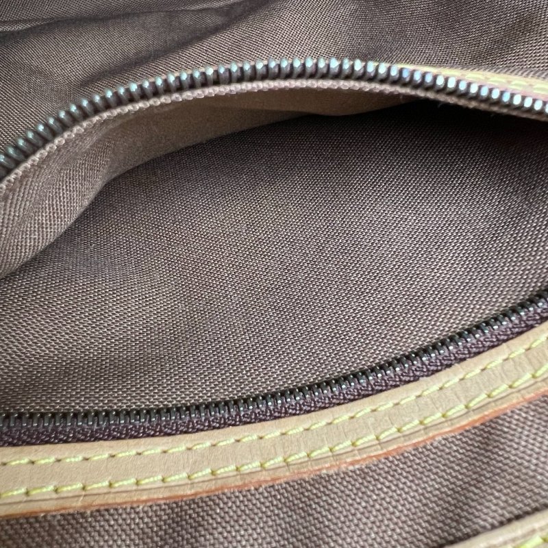 LV M51170 老花薇薇安GM琴譜包-7