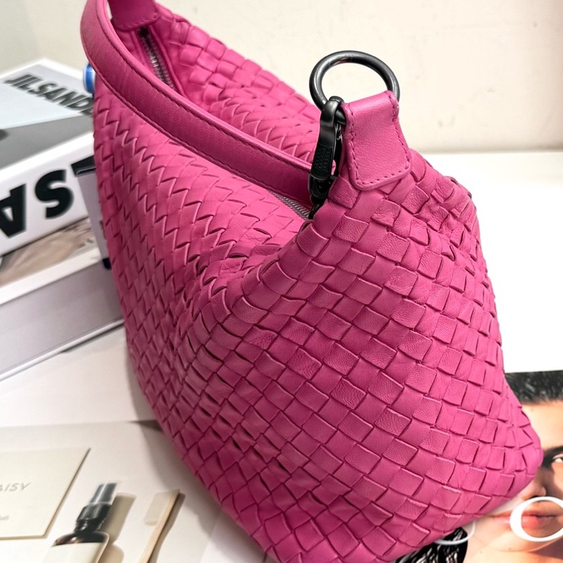Bottega Veneta 葆蝶家 編織飯盒包 底長26。-2