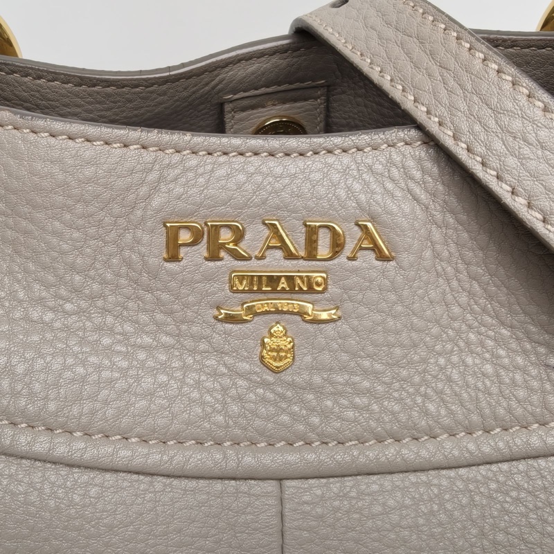PRADA 灰色牛皮手提包-4