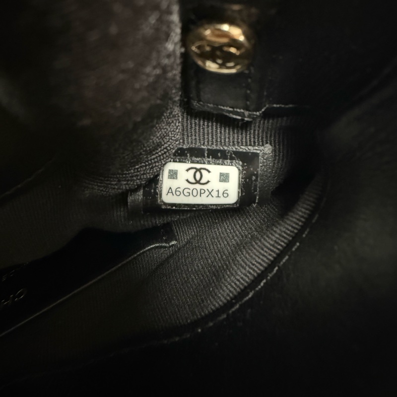 Chanel香奈兒 24c牛皮 黑金31bag nano 手提單肩斜挎包-4
