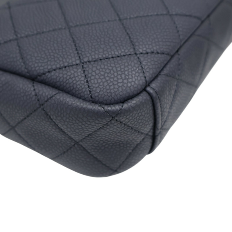 深藍色 菱格紋牛皮 Camera Case 肩背包 【CHANEL 香奈兒】 A57717-9