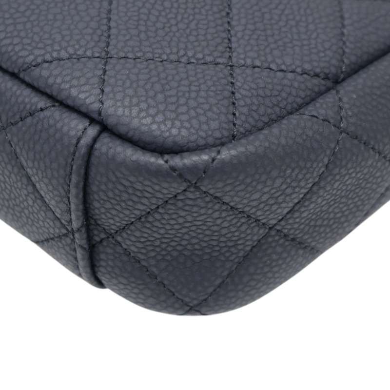 深藍色 菱格紋牛皮 Camera Case 肩背包 【CHANEL 香奈兒】 A57717-10
