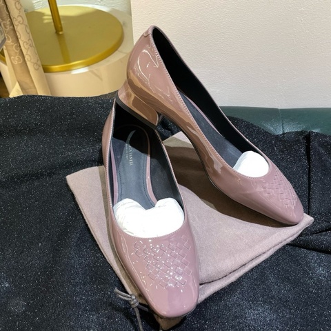 Bottega Veneta葆蝶家 女鞋 36.5碼。