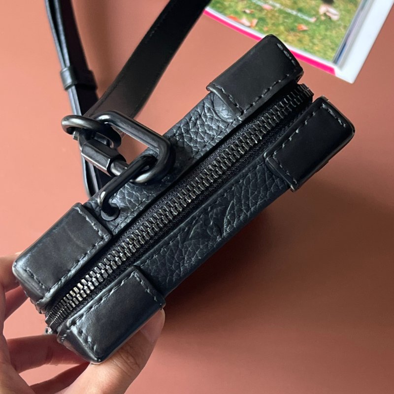 ::LOUIS VUITTON:: M80224 Monogram Taurillon Soft Trunk肩背袋 黑壓紋斜背包-17
