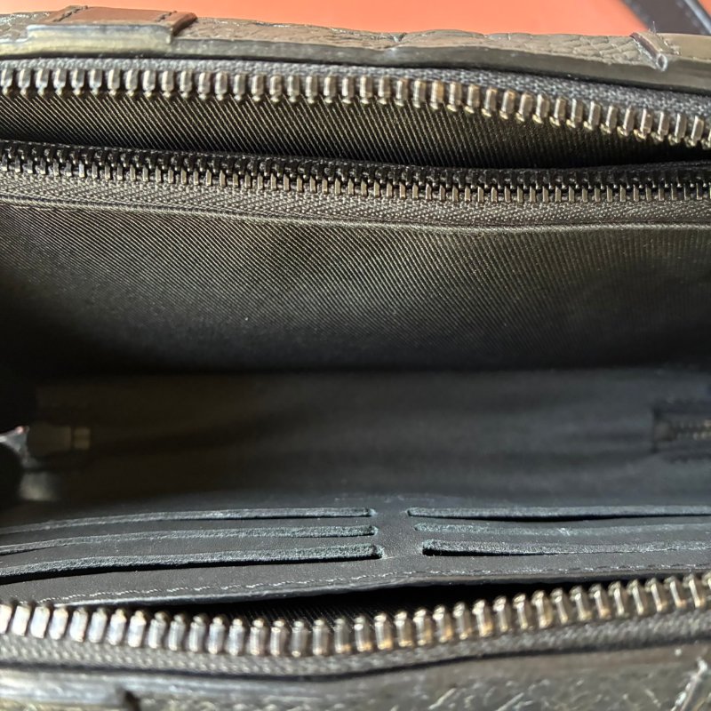 ::LOUIS VUITTON:: M80224 Monogram Taurillon Soft Trunk肩背袋 黑壓紋斜背包-35