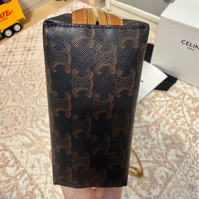 CELINE 深老花貝殼小鏈包-5