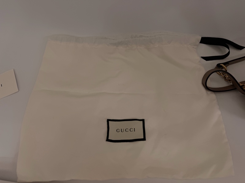 Gucci藕粉牛皮霧金馬夢拉鏈相機包-23