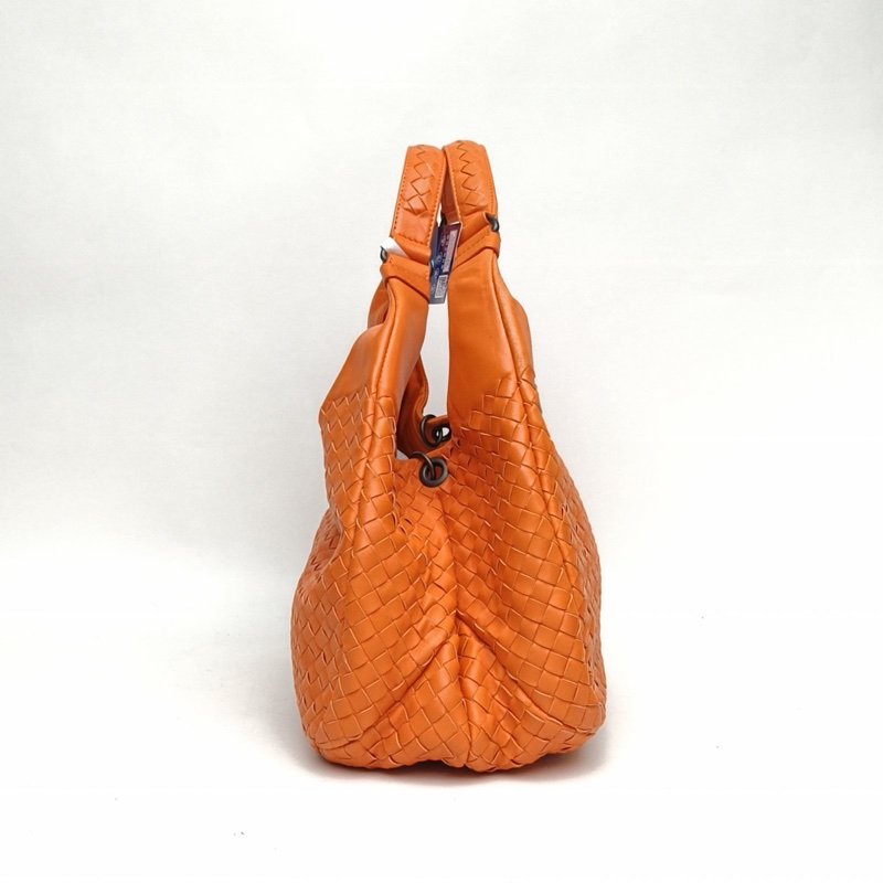 BOTTEGA VENETA 橘色羊皮鎢鋼扣和尚包-1