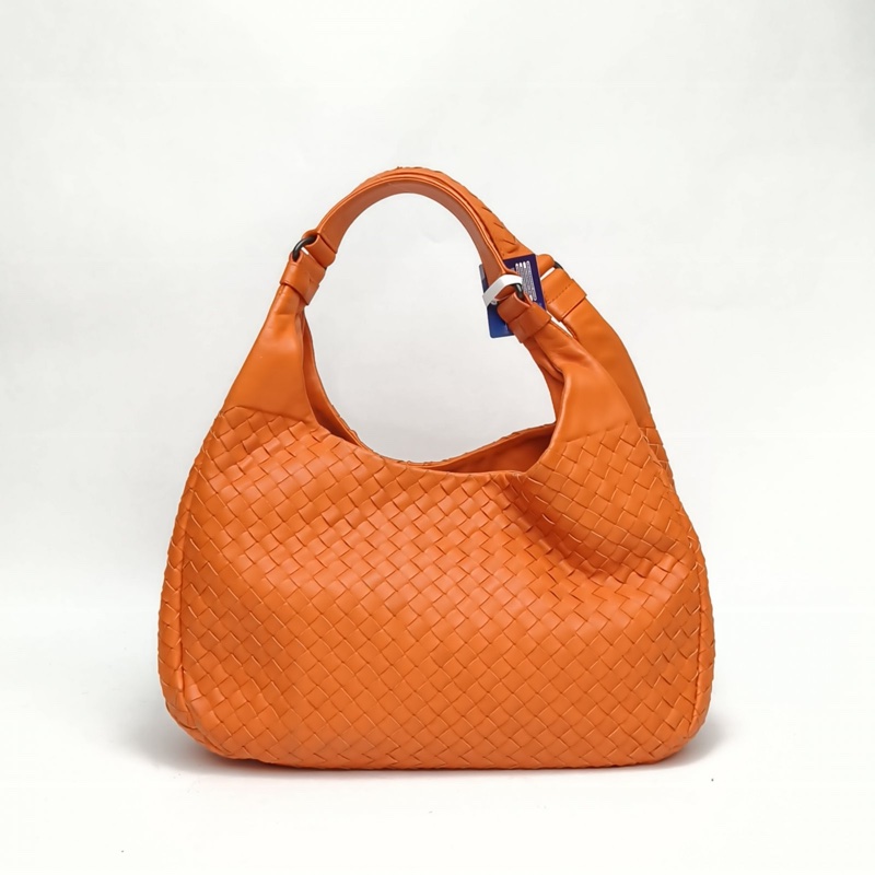 BOTTEGA VENETA 橘色羊皮鎢鋼扣和尚包-2
