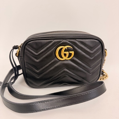 Gucci 黑牛皮馬夢相機包