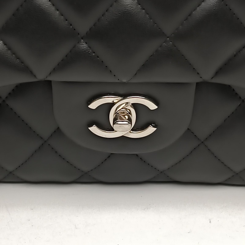 CHANEL CF口蓋包JUMBO黑色羊皮16開銀扣-4