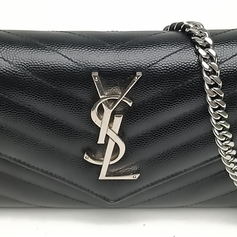 SAINT LAURENT CASSANDRAWOC人字紋信封鏈條包黑色牛皮銀扣肩背包-4