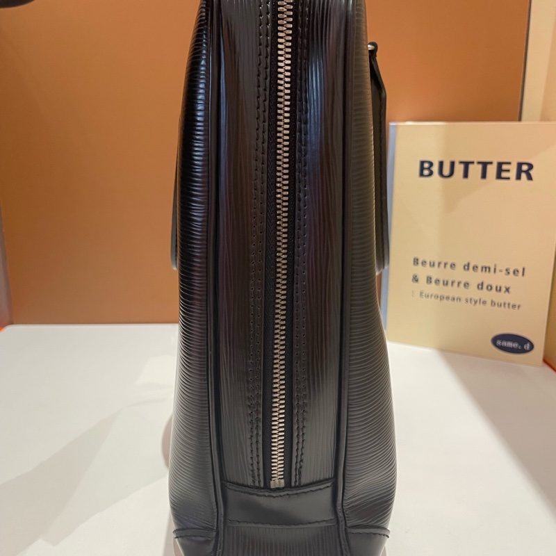 Louis Vuitton 路易威登 男士公文電腦包-3