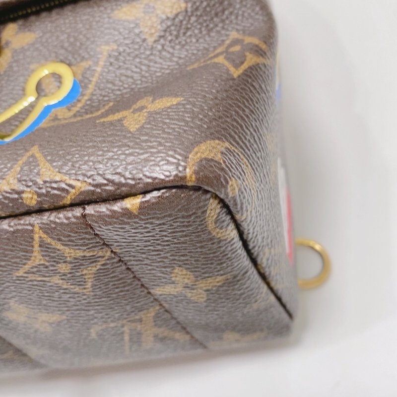LV PALM SPRINGS迷你印章 情人節限定後背包17x20.5x10cm 98新配件肩帶 塵袋-6