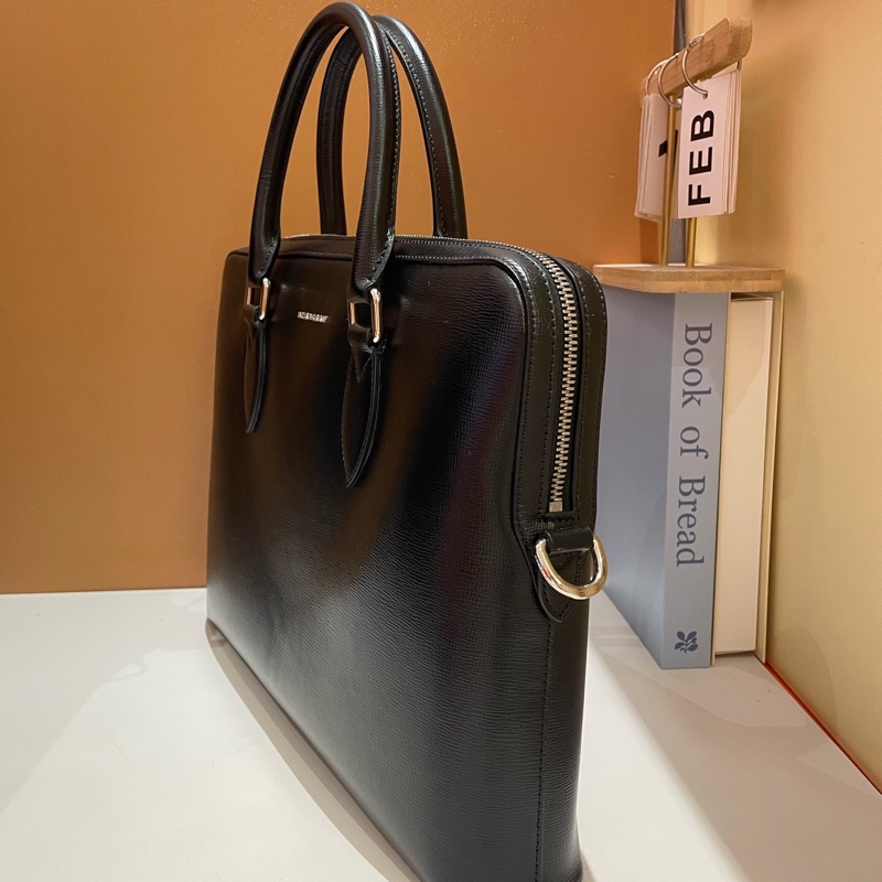 99新 BURBERRY巴寶莉 男士手提包，公文電腦包尺寸37*26*6-4