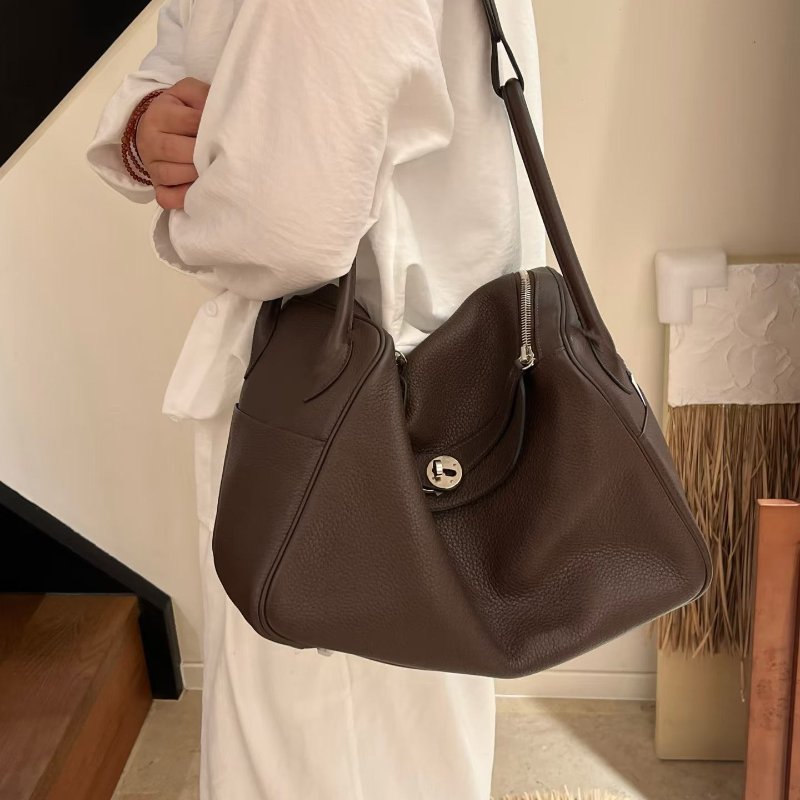️Hermes lindy34 烏木色 TC皮 銀扣 34*22*17 98新配件塵袋-0