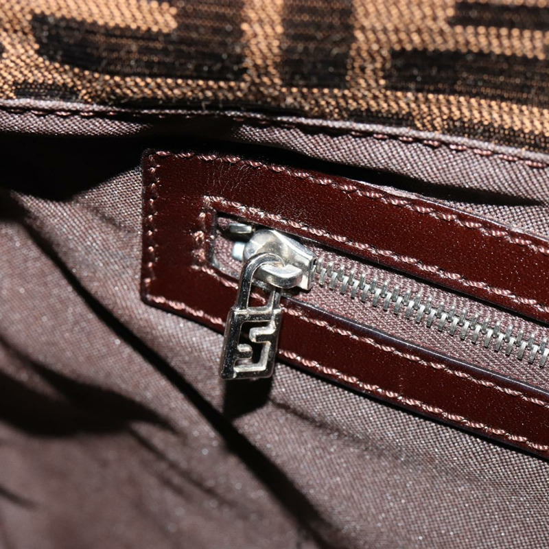 【日本直送】FENDI Zucca帆布Mamma Baguette單肩包 黑色棕色 正品 179826SAV-23
