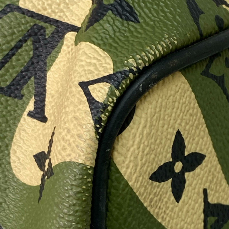 △ LOUIS VUITTON 路易·威登 Green Coated Canvas Monogramouflage Keepall Bandoulie 55 Takashi Murakami Boston Bag 綠色塗層帆布經典老花迷彩波士頓包 M95774-267010864-8