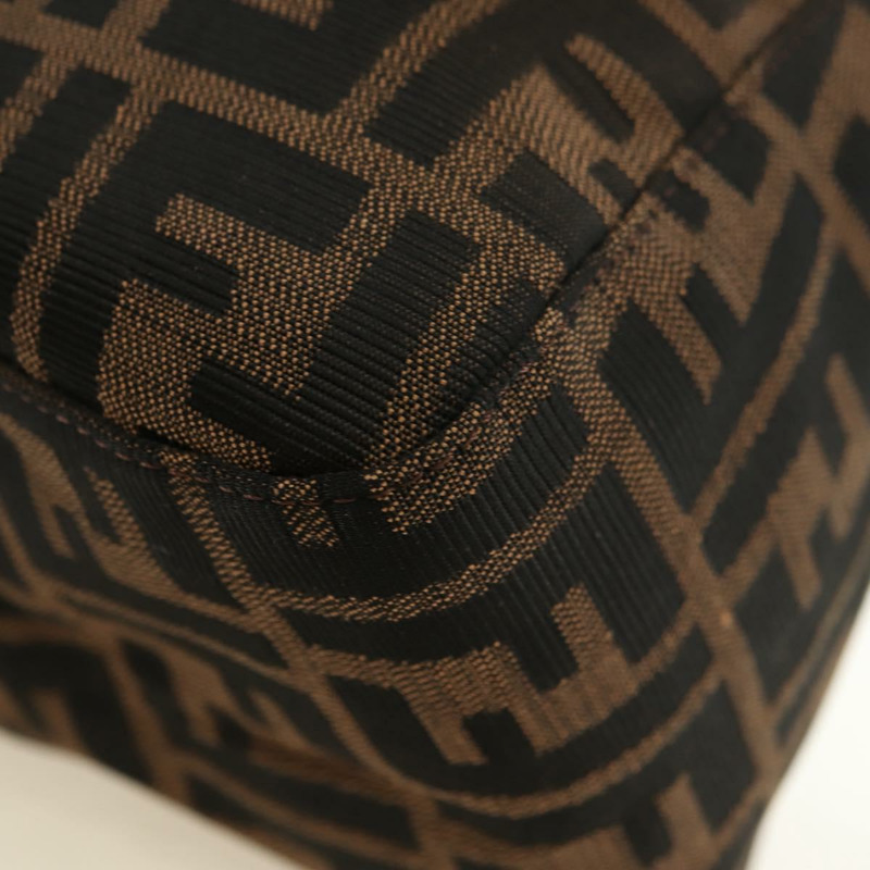 【日本直送】FENDI Zucca帆布Mamma Baguette單肩包 黑色棕色 正品 175894SAM-15
