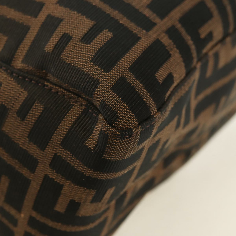 【日本直送】FENDI Zucca帆布Mamma Baguette單肩包 黑色棕色 正品 175894SAM-16