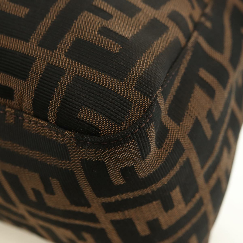 【日本直送】FENDI Zucca帆布Mamma Baguette單肩包 黑色棕色 正品 175894SAM-17