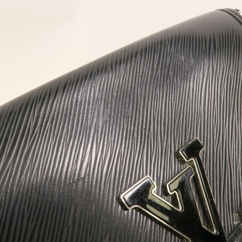 LOUIS VUITTON Epi Buci銀扣肩背袋-16
