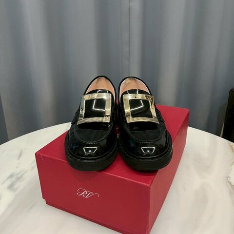 Roger vivier 經典樂福鞋
