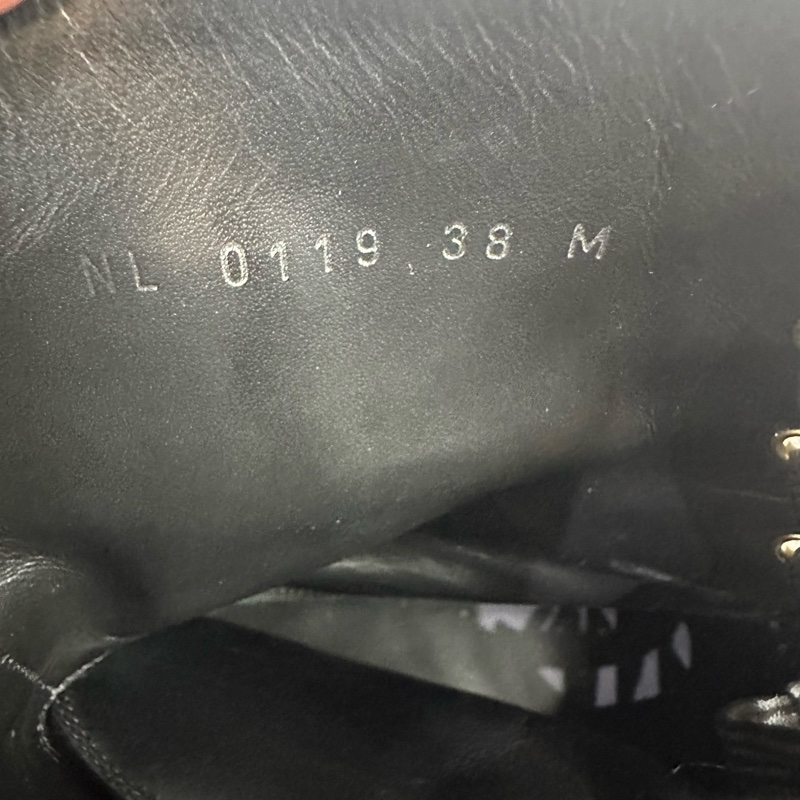LOUIS VUITTON /路易威登 牛皮革 圓頭系帶 馬丁靴女款 38碼-5
