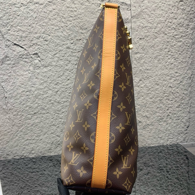 99新 Louis Vuitton/路易威登 vagabond hobo 手袋流浪包 斜挎包,芯片款,尺寸38*36-4