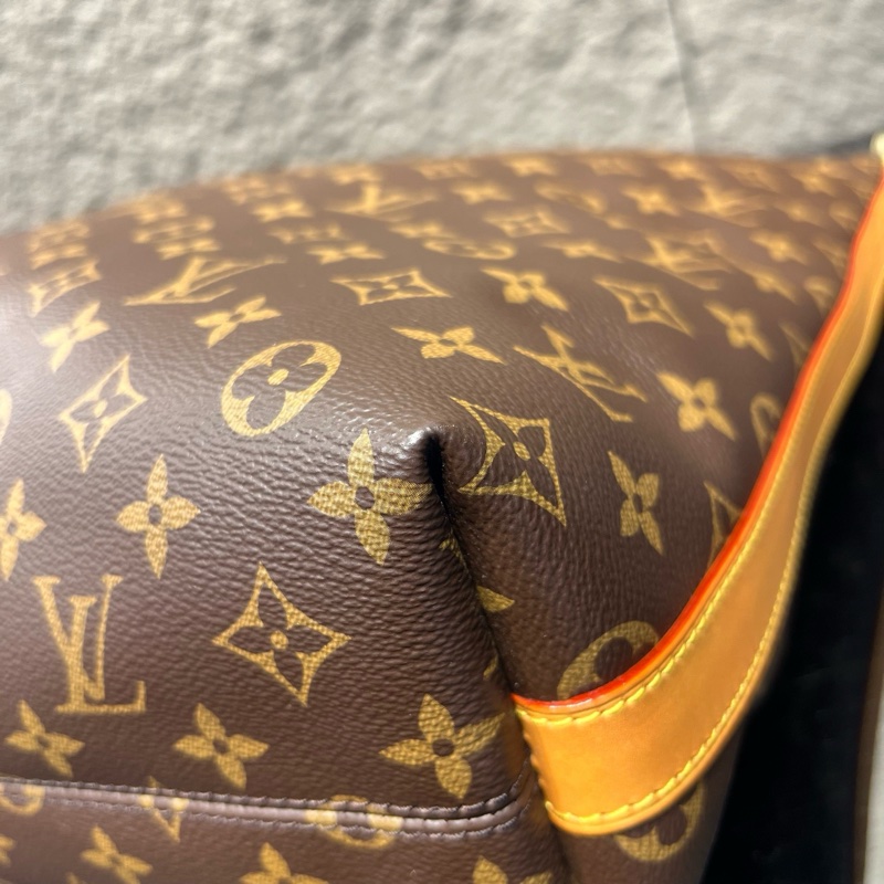 99新 Louis Vuitton/路易威登 vagabond hobo 手袋流浪包 斜挎包,芯片款,尺寸38*36-10