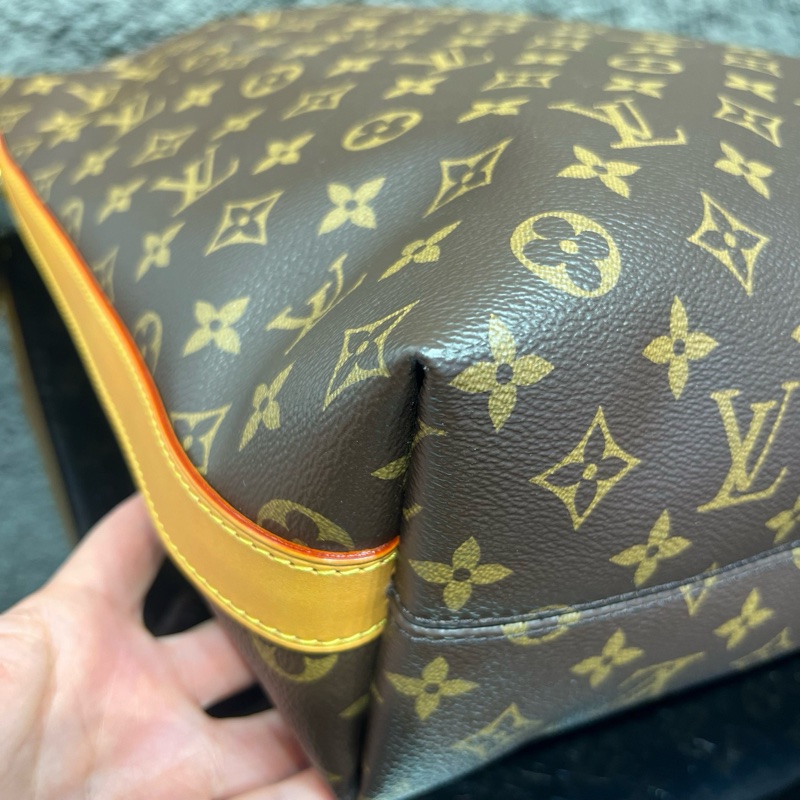 99新 Louis Vuitton/路易威登 vagabond hobo 手袋流浪包 斜挎包,芯片款,尺寸38*36-11
