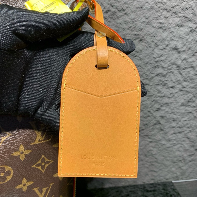 99新 Louis Vuitton/路易威登 vagabond hobo 手袋流浪包 斜挎包,芯片款,尺寸38*36-14