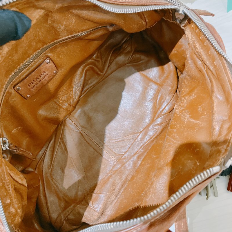 TK2054 Prada普拉達復古單肩包包 Large Washed Leather Top Handle Bag Calfskin Brown x PHW-18