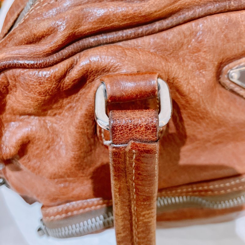 TK2054 Prada普拉達復古單肩包包 Large Washed Leather Top Handle Bag Calfskin Brown x PHW-36