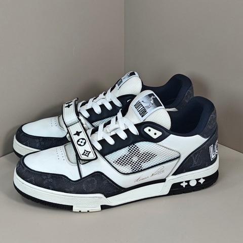 LV 路易威登 Louis Vuitton  Trainer魔術貼 黑白熊貓尺碼UK8 42碼