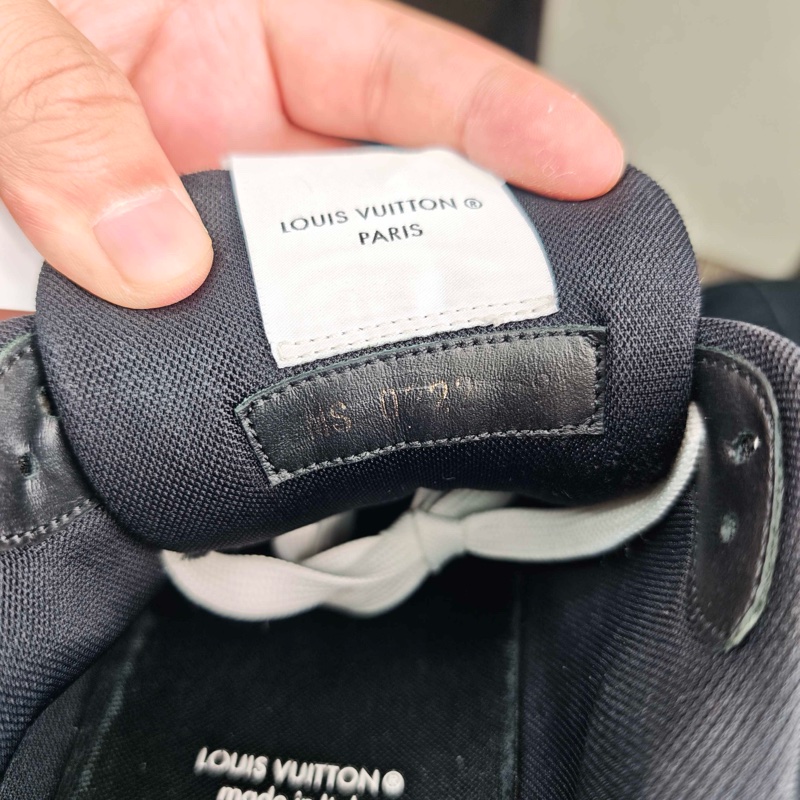 LV 路易威登 Louis Vuitton Trainer魔術貼 黑白熊貓尺碼UK8 42碼-5