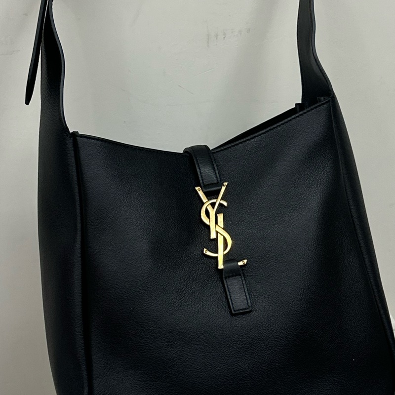 ysl hobo Logo鈎扣開合 Hobo單肩包 small 小號 black 黑色-4