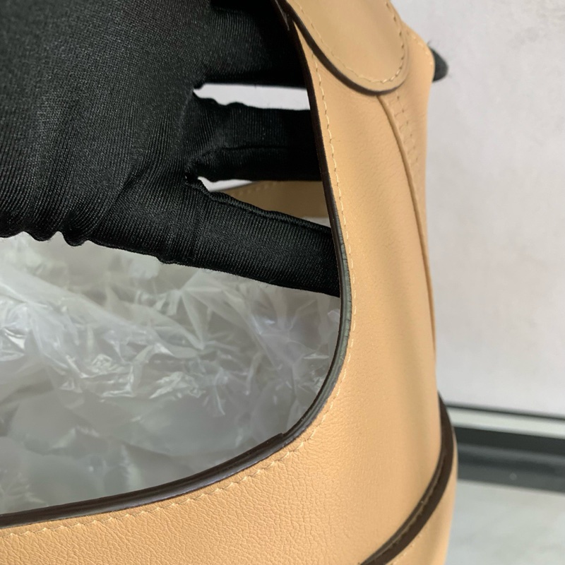 Delvaux德爾沃 水桶包,小號尺寸:22*22,-16