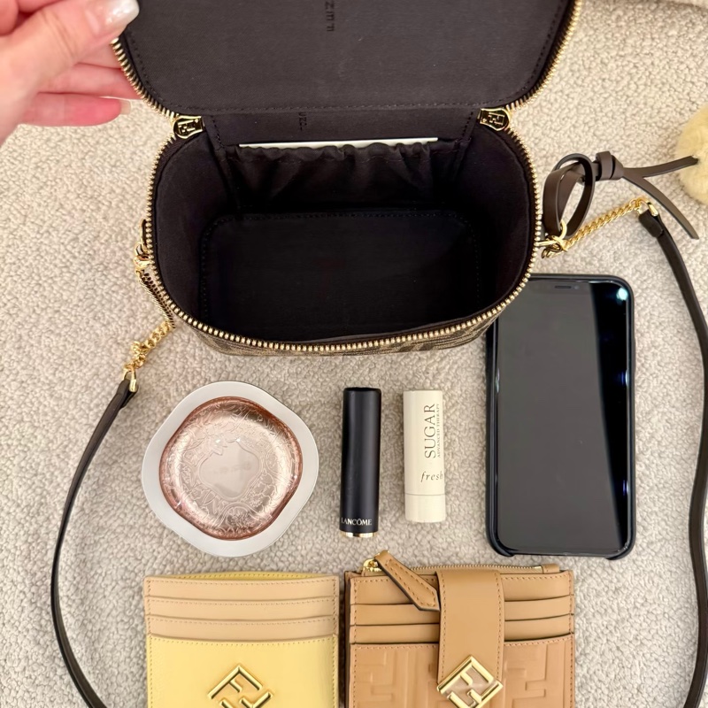 Fendi vanity 老花小盒子#在台現貨#立刻出貨-8